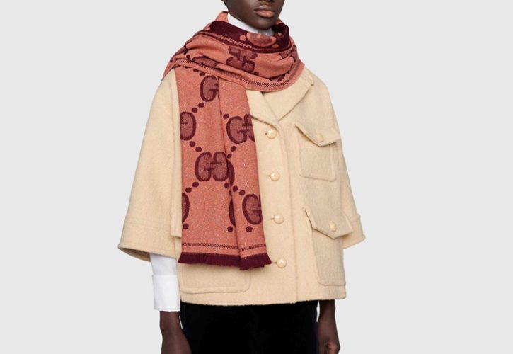 Luxurious GG Wool Jacquard Scarf Elevates Winter Fashion with Timeless Elegance